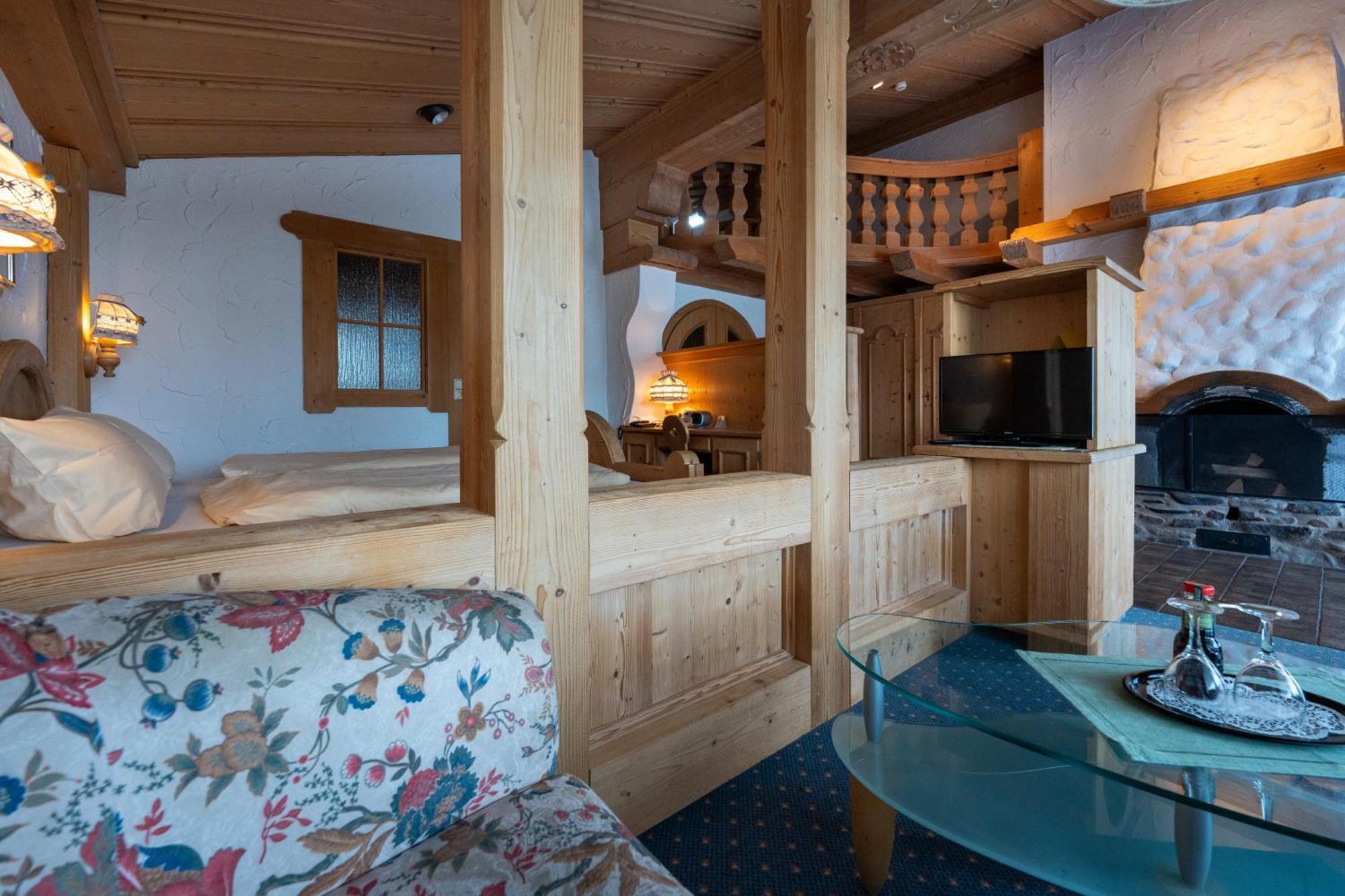 Hotels Am Kranichsee กอสลาร์ ภายนอก รูปภาพ