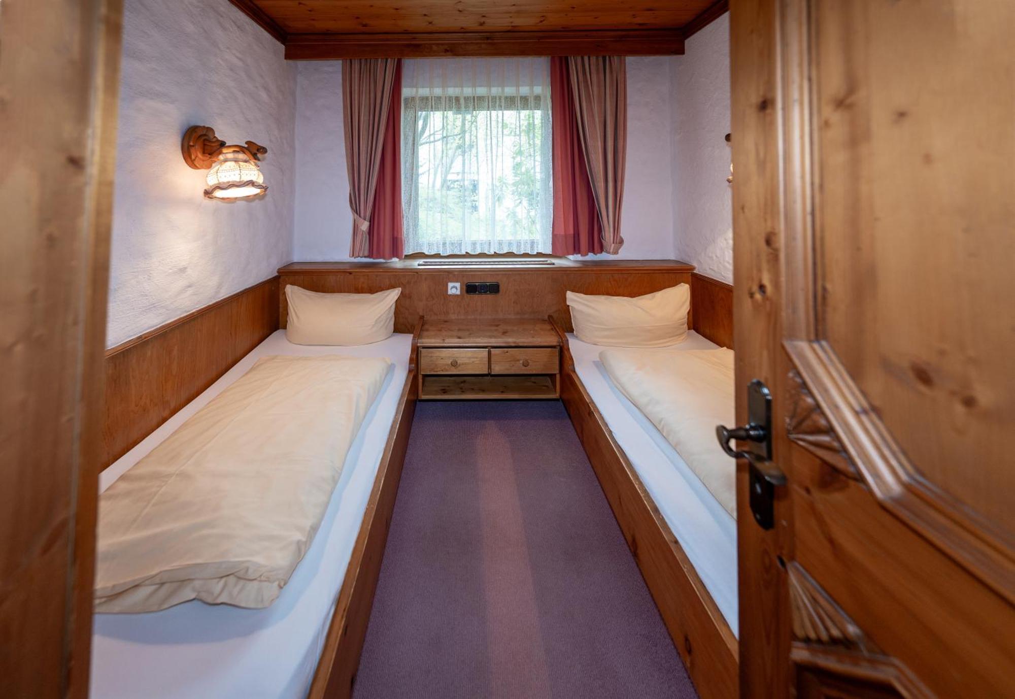 Hotels Am Kranichsee กอสลาร์ ภายนอก รูปภาพ